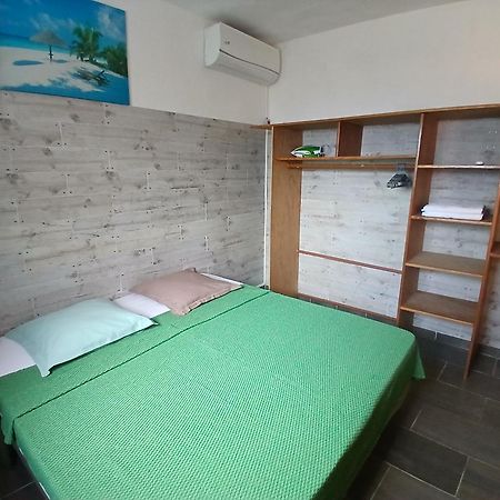 Urban-Oasis Apartment Sainte-Anne  Ngoại thất bức ảnh