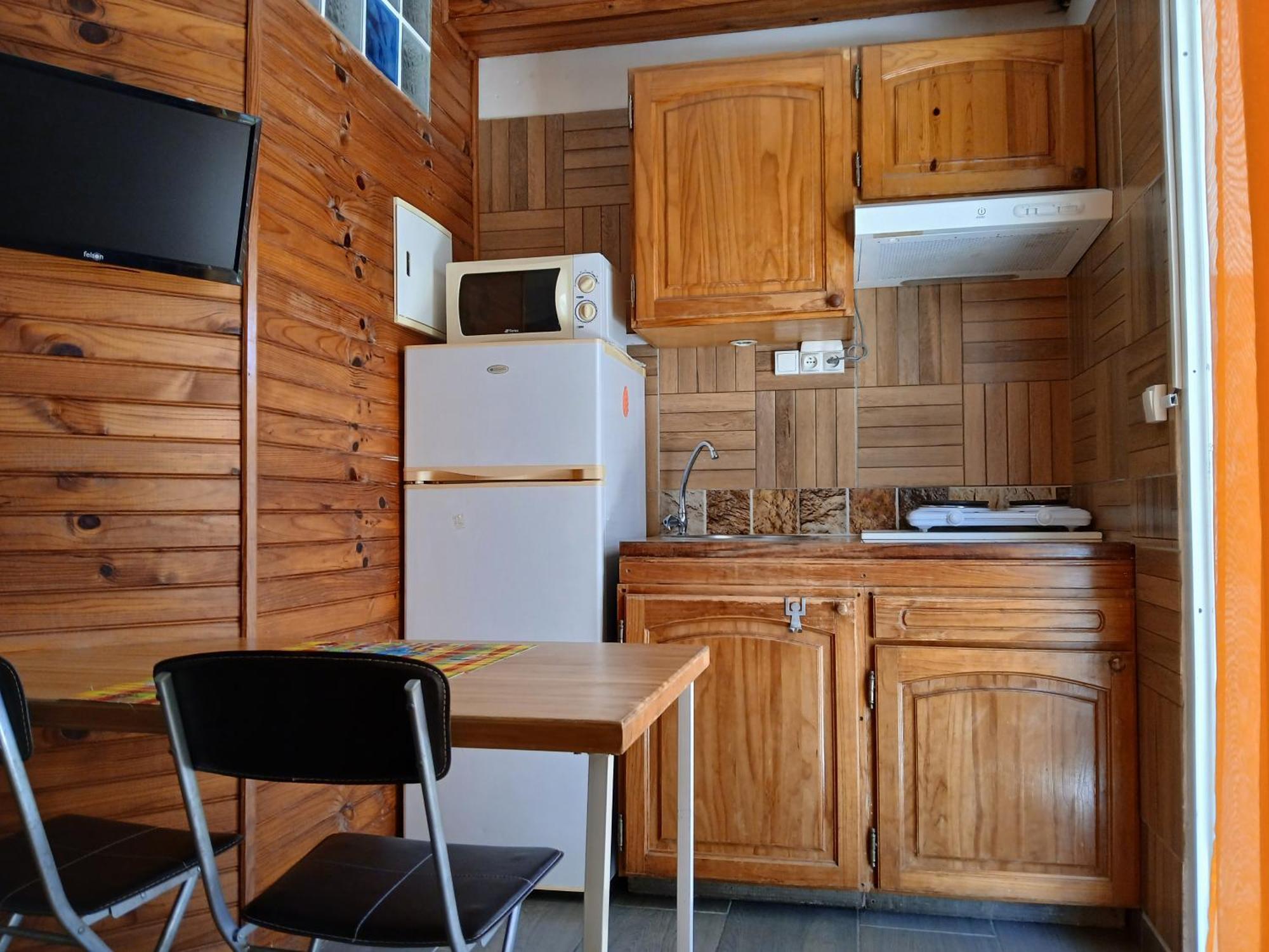 Urban-Oasis Apartment Sainte-Anne  Ngoại thất bức ảnh